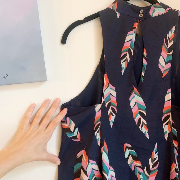 Allie Tank, Custom Feather Print - Picture 5 of 8